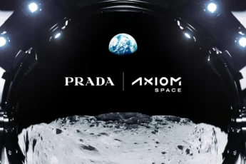 Prada X NASA Luxury Fashion saavuttaa Kuun