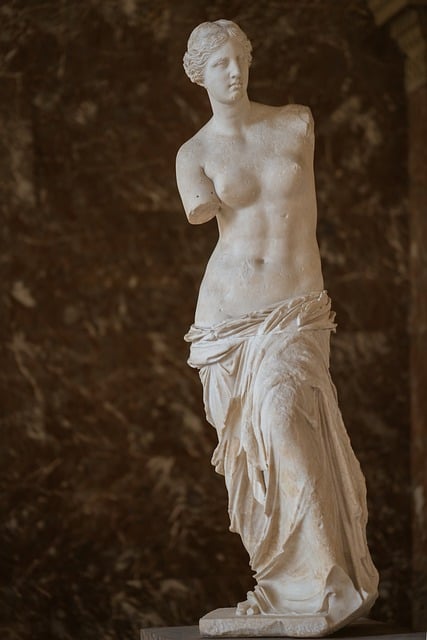 Venus de Milo Louvressa