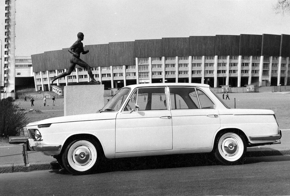 Brändin historia Moderni BMW