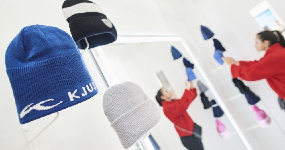 Hatut Hänelle Kaikkiin Sääolosuhteisiin