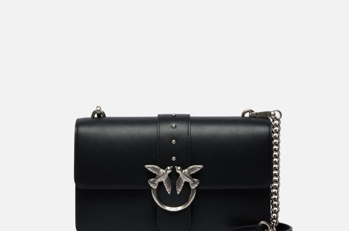 Kuinka tunnistaa aito Pinko-laukku Opas 2025