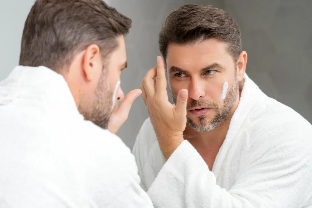 Miesten ihonhoito