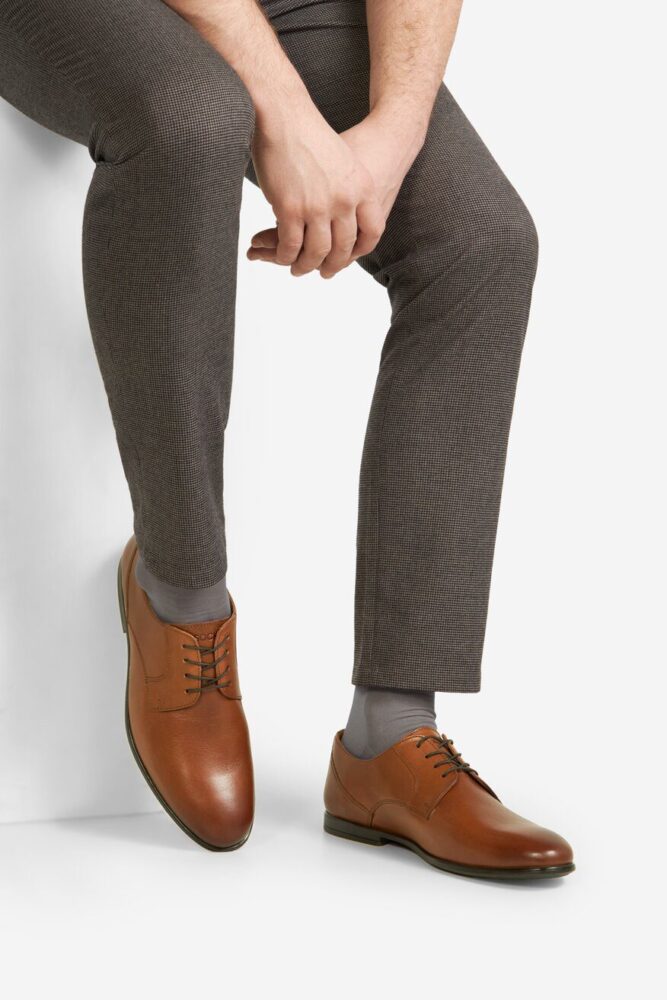 Tyylikkäät miesten kengät