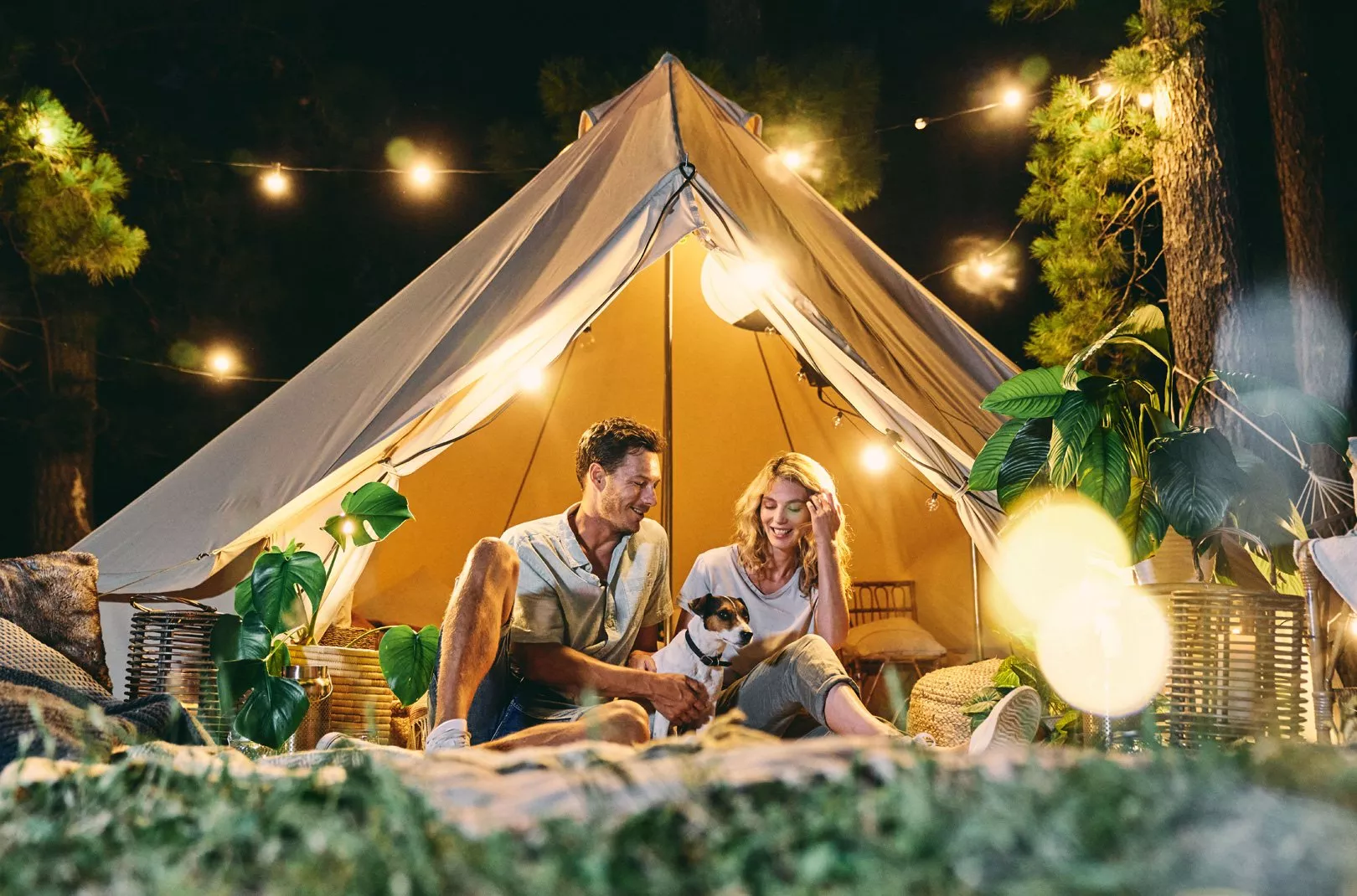 Mitä Glamping Tarkoittaa