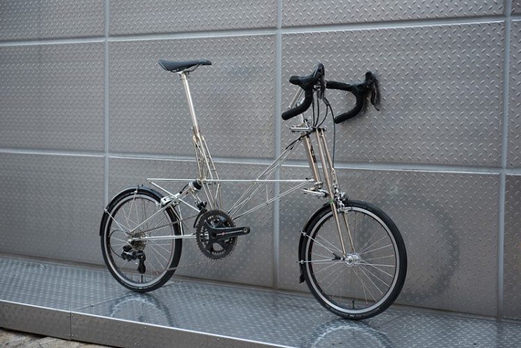 Kenelle Moulton-pyörä