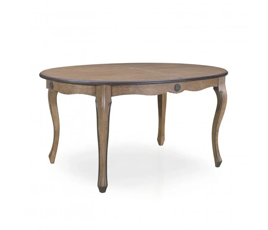 Rustiikkinen ruokapöytä