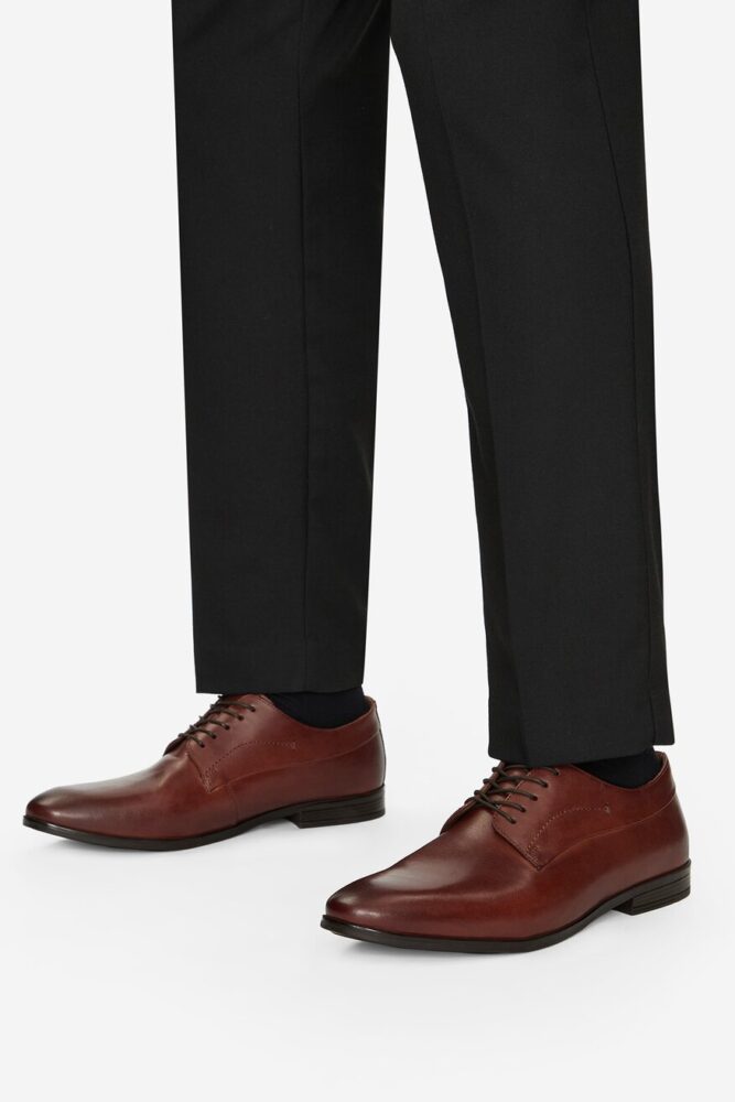 Tyylikkäät miesten puolikengät