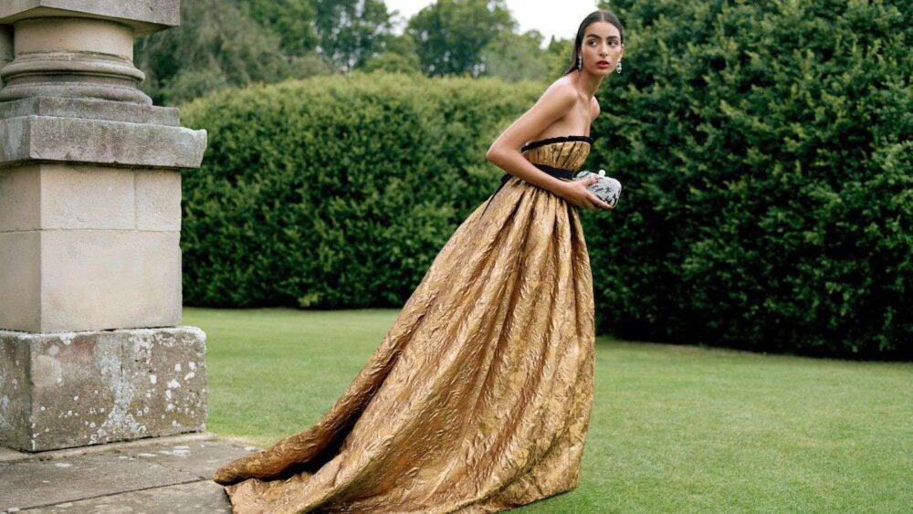 Minkälainen laukku iltapuvun kanssa?